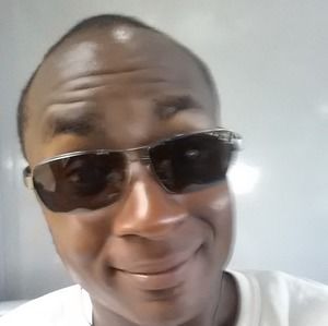 Meet your Posher, Dee